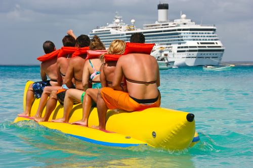 Water sports on a Caribbean-vacation